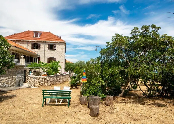 Mirta-4 By Interhome Sutivan