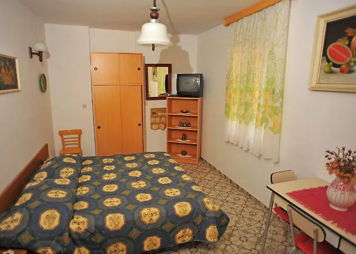 Mirta-4 By Interhome Sutivan